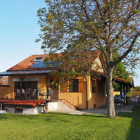 Ferienhaus Michi Sankt Andrä bei Frauenkirchen Dış mekan fotoğraf